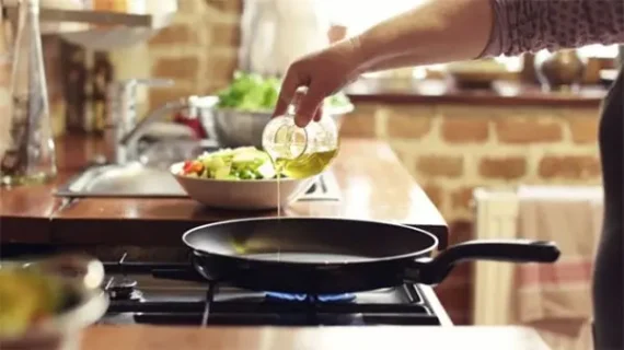 Mau Produk Maklon Lebih Dilirik Pasar? Gunakan Minyak Goreng yang Bagus untuk Kesehatan